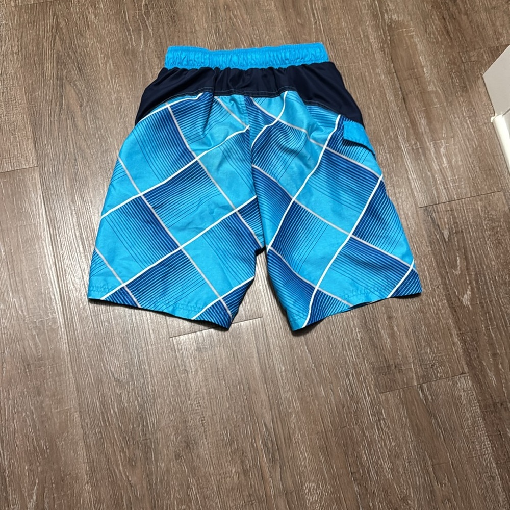 OP Boys Swim-trucks Size Large (10/12) - Picture 2 of 3
